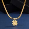 [Fashionable Snake Chain] Light Luxury Stainless Steel Snake Bone Chain | Four-Leaf Clover Pendant, Suitable for Ladies