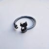 cat-black-ring