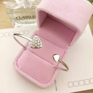 1pc Easy Style Heart Women'S Open Bangle Inlaid Sparkling Rhinestones Easy Style Handmade Bangle Jewelry Decoration (Number of Artificial Diamonds Varies)