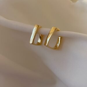 Temperament Woman'S Geometric Minimalist Niche Stud Earrings All-Match Fashion Ear Jewelry