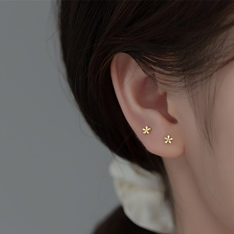 Pierced Ear Studs Exquisite Mini Small Flower Stud Earrings - Image 8