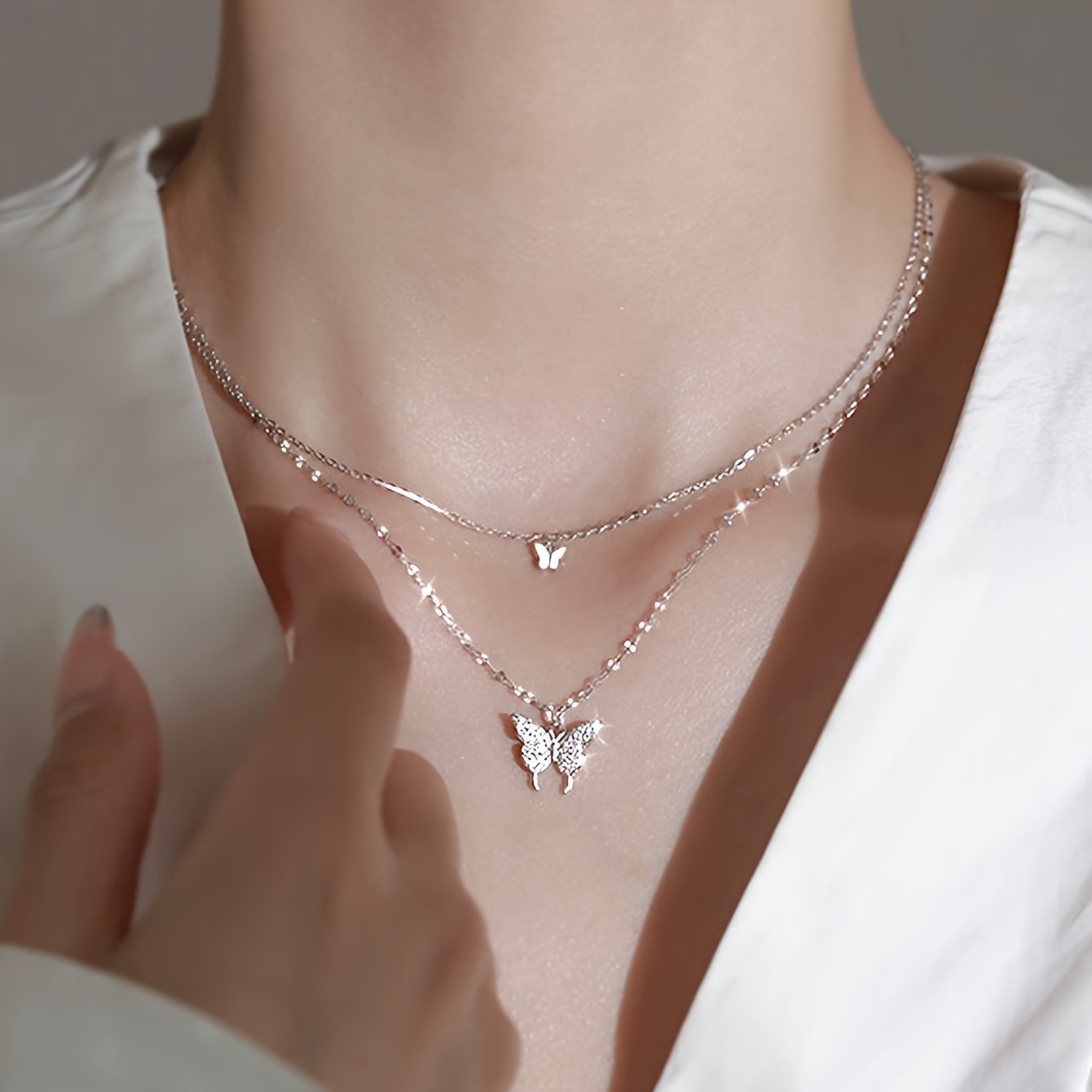 Women's Double-Layer Necklace With Butterfly Pendant, Vintage & Simple Style Elegant Jewelry Accessory - Image 3